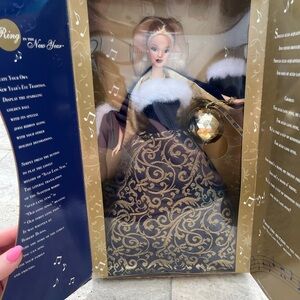 2001 Mattel-Barbie-Ring In The New Year Barbie With Golden Ball Brand New